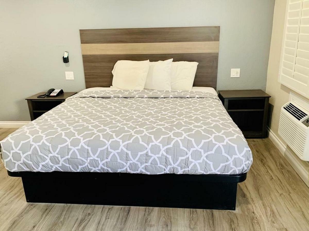 Mi Casa Motel Lynwood Eksteriør billede