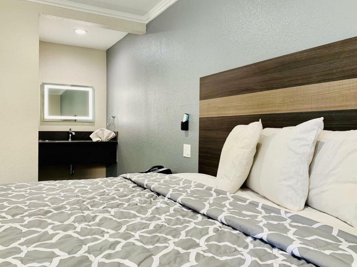Mi Casa Motel Lynwood Eksteriør billede